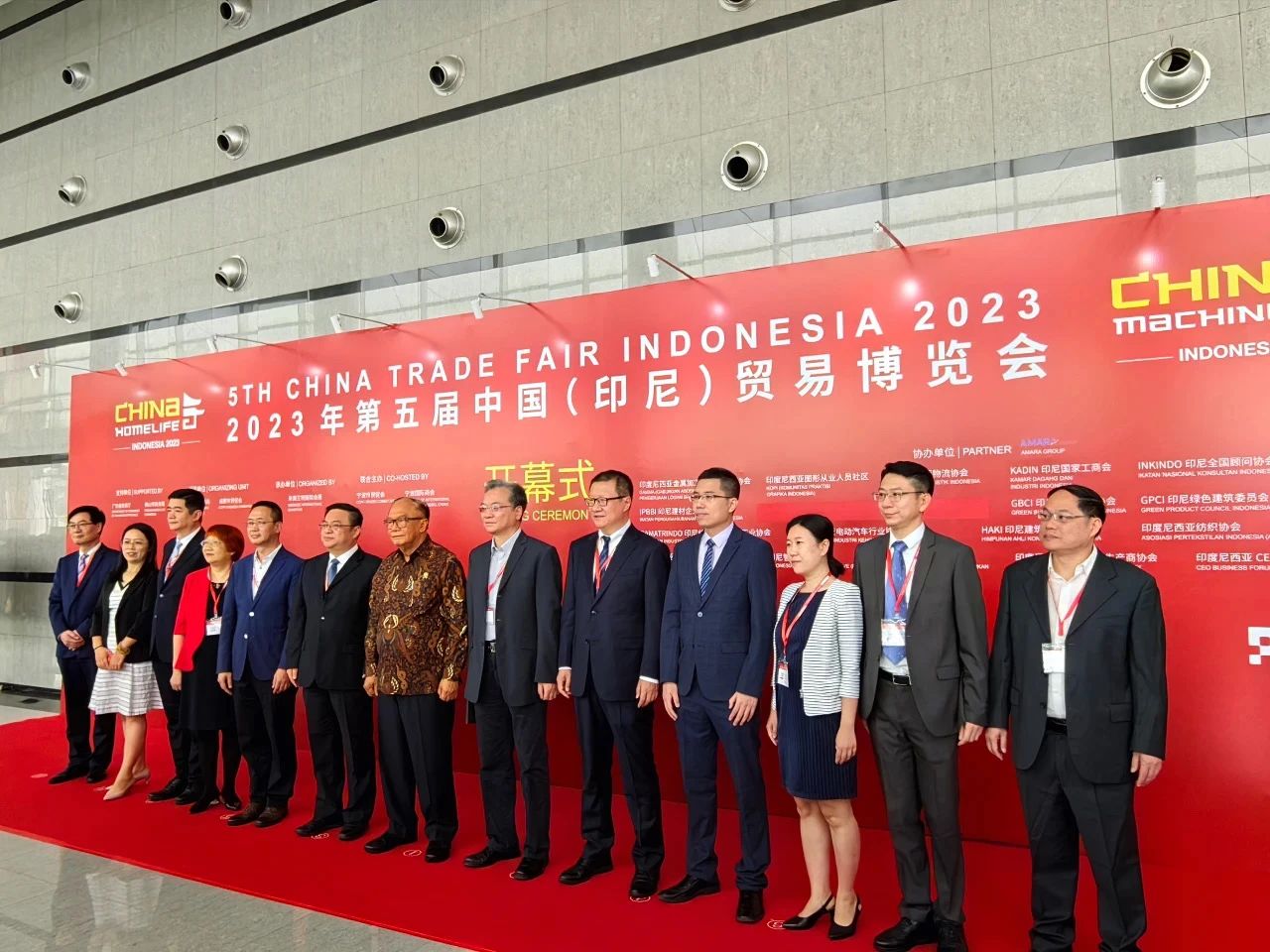 Electric vehicles enliven China expo in Indonesia
